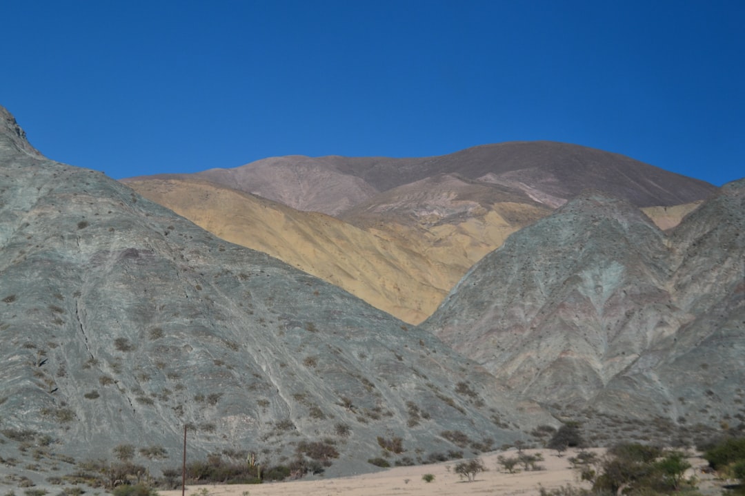 Cerro de los Siete Colores: atardeceres en Purmamarca - Y4618 Purmamarca | Secret World Trip Planner