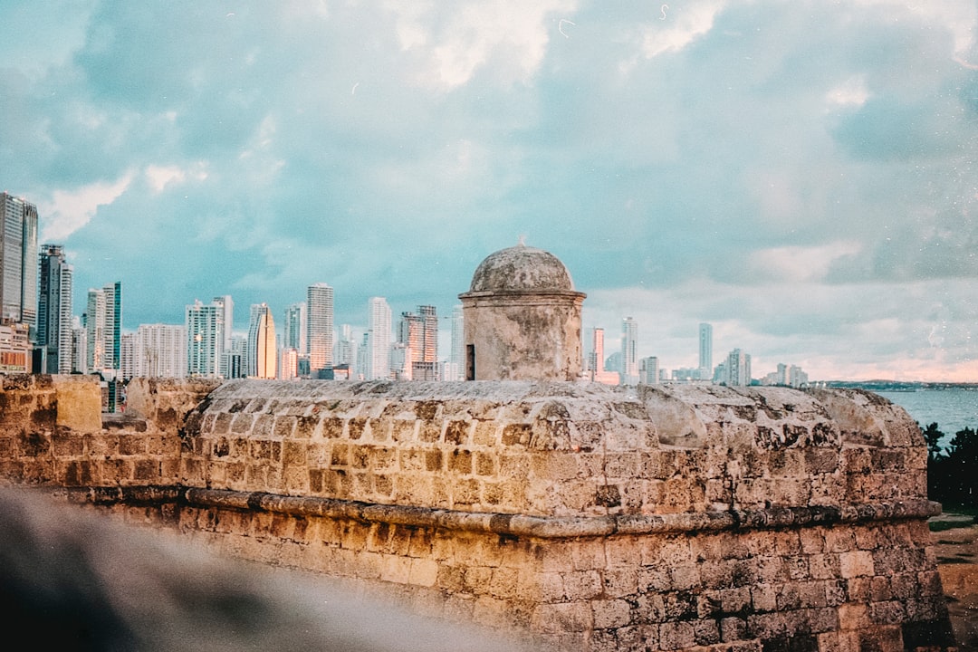 Murallas de Cartagena: paseando por el siglo XVII - Cartagena de Indias | Secret World Trip Planner