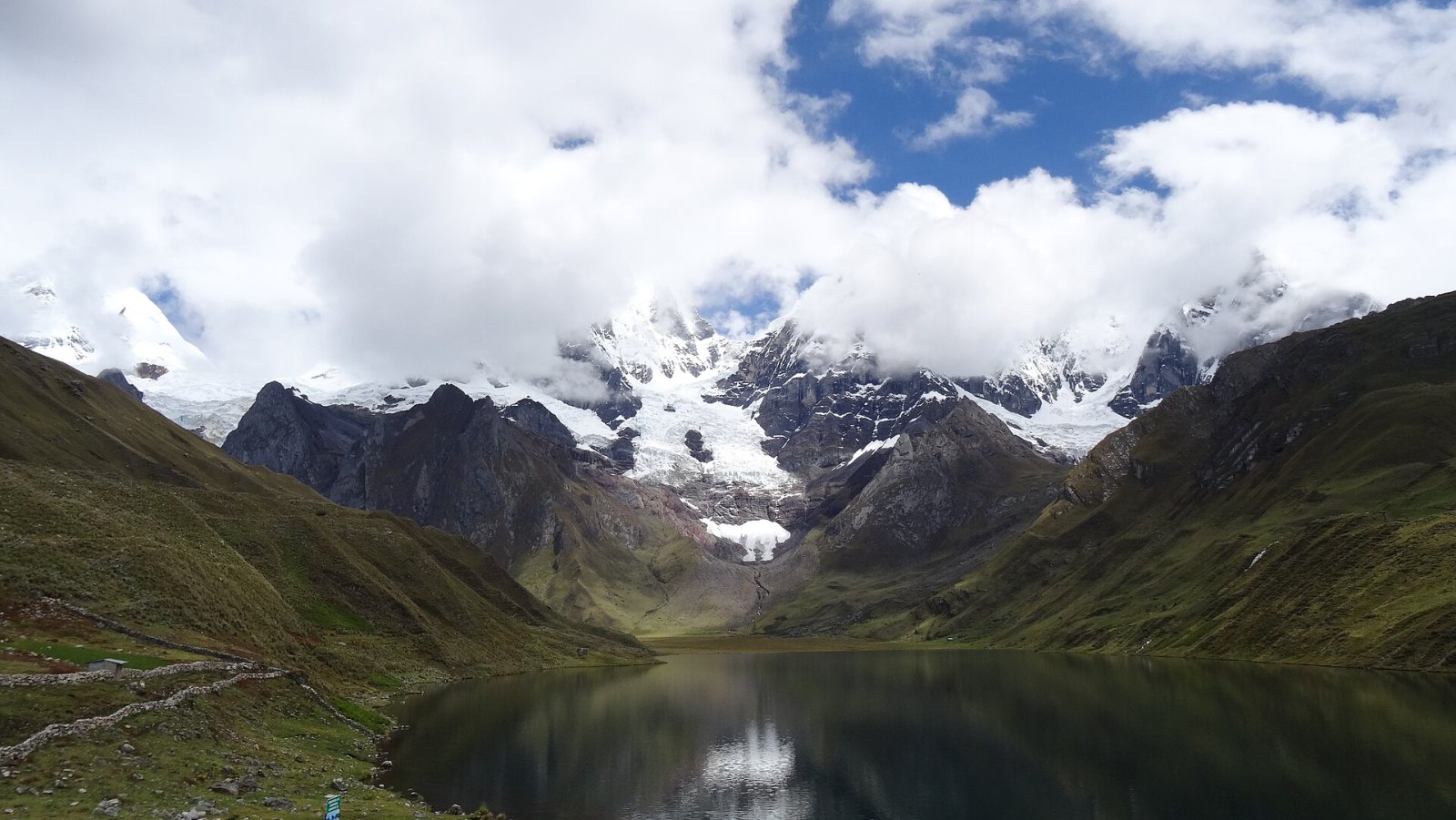 Suyruqucha: Ein Naturparadies im Herzen Perus | Secret World Trip Planner