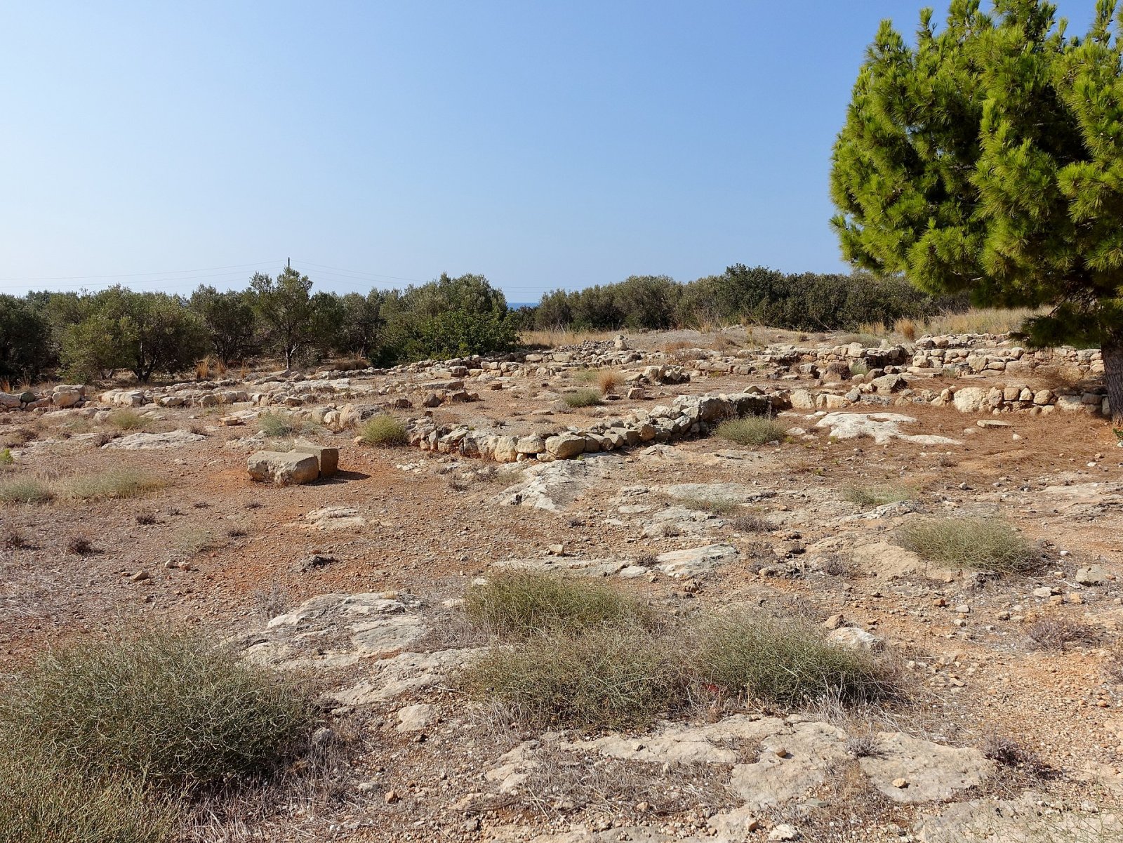 Exploring the Minoan Villa of Makrygialos in Greece - 2XRH+XF Makrygialos Lasithiou | Secret World Trip Planner