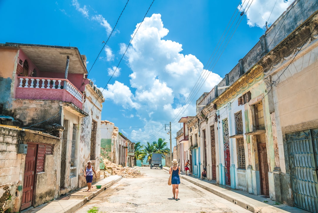 エルマノス・アメイヘイラス：キューバの象徴的な病院 - La Habana | Secret World Trip Planner