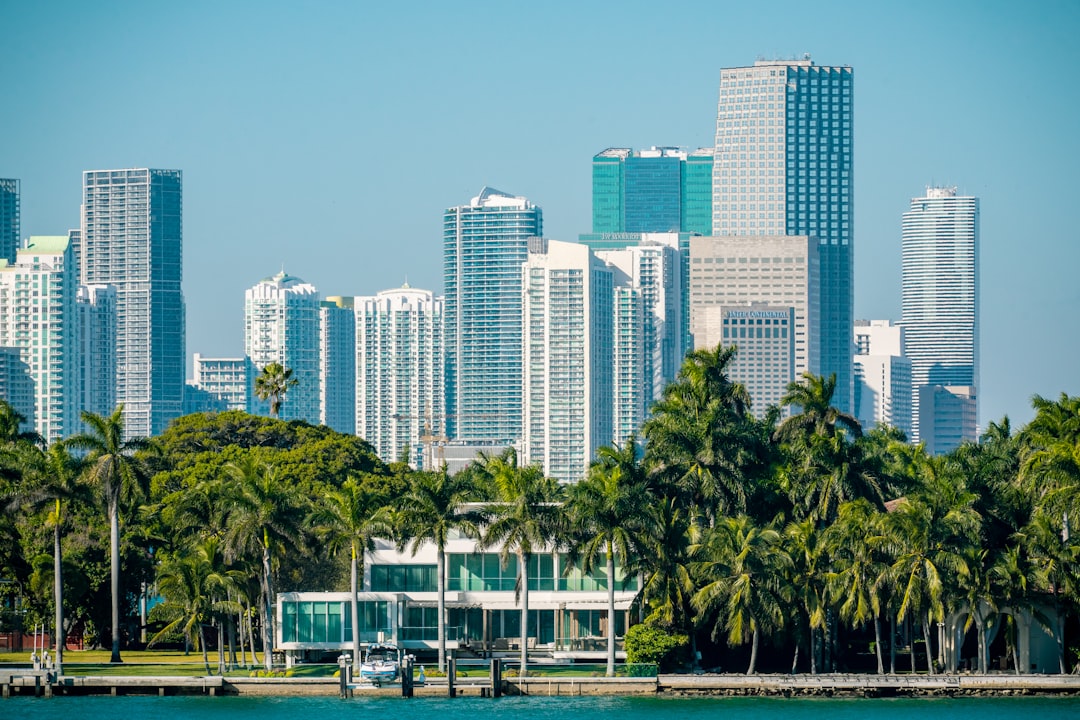 Vacanze Miami low cost 2026: guida pratica per spendere poco - Miami | Secret World Trip Planner