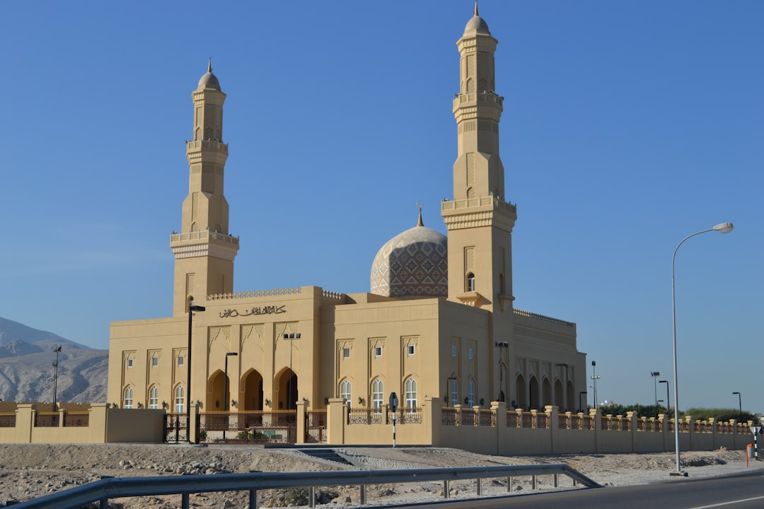 Jebel Shams: il Grand Canyon dell'Oman a 3.009 metri - 64PX+PCX | Secret World Trip Planner