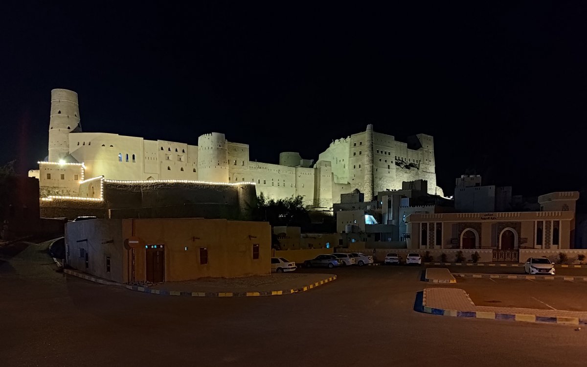 Forte Bahla: la fortezza di fango più grande dell'Oman - 21 | Secret World Trip Planner