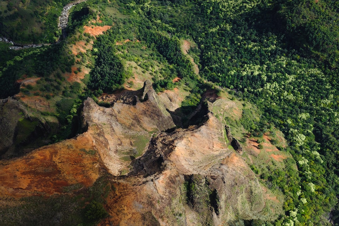 威美亚峡谷日落:太平洋的大峡谷 - Waimea | Secret World Trip Planner