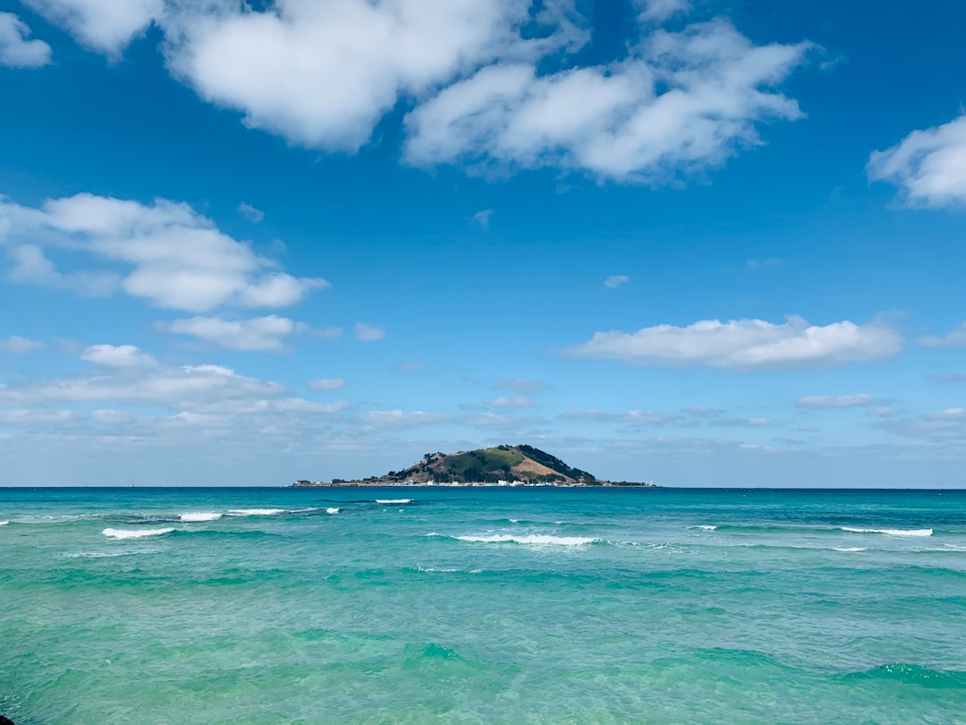 Ilha Jeju: vulcões, lava e praias negras da Coreia | Secret World Trip Planner