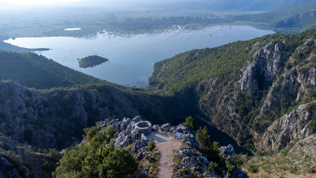 Prokletije : sentiers sauvages dans les Alpes albanaises - GWJ7+FH5 | Secret World Trip Planner