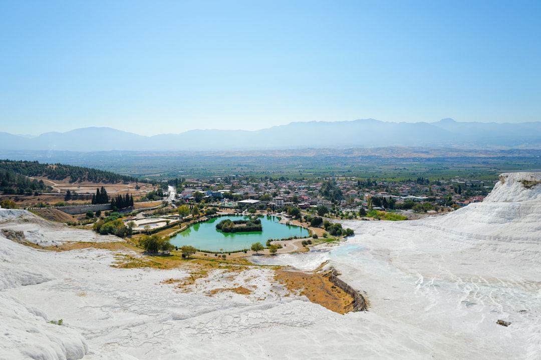 Pamukkale: as impressionantes terrazas brancas da Turquia - Pamukkale | Secret World Trip Planner