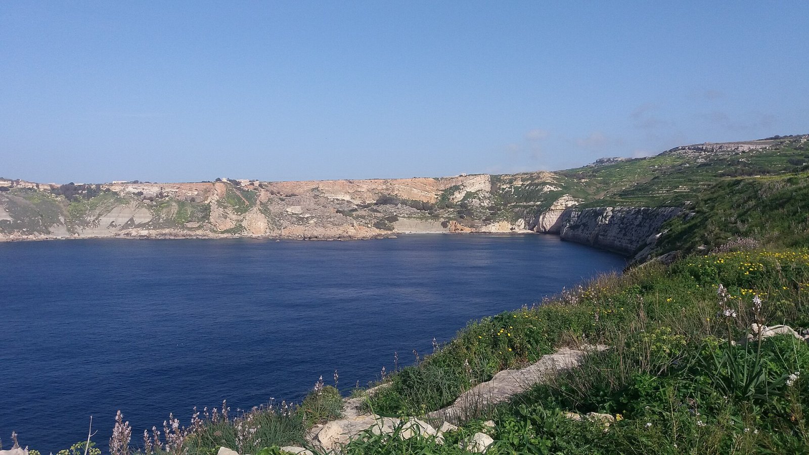 Discover Fomm ir-Riħ: Malta's Hidden Bay — Mġarr