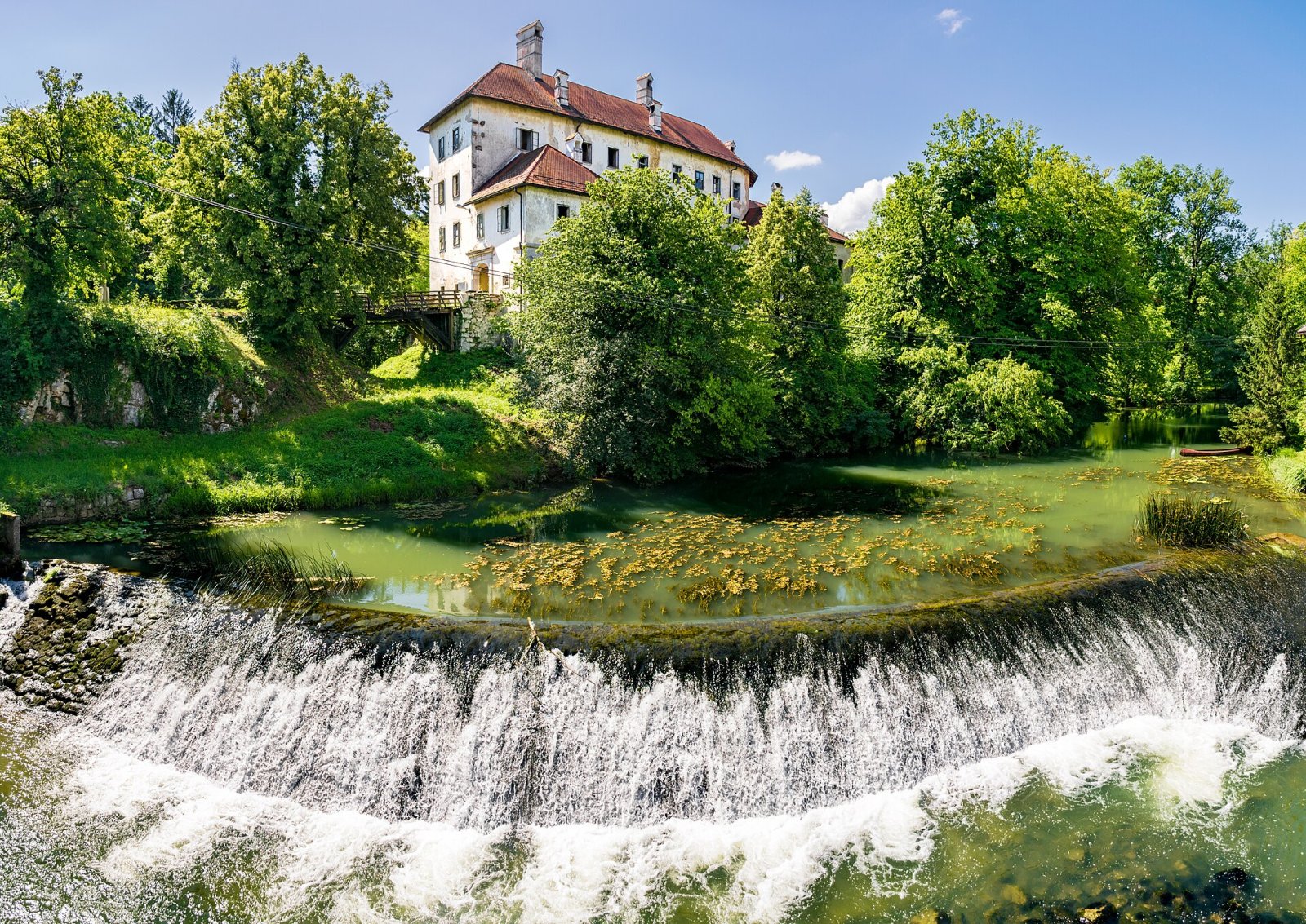 Entdecken Sie Gradac: ein Juwel der Dalmatien - Sutorina | Secret World Trip Planner