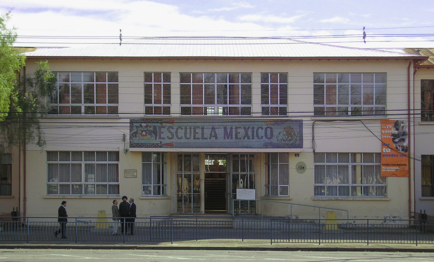 Exploring the Siqueiros and Guerrero Murals in Chillán - Chillán | Secret World Trip Planner