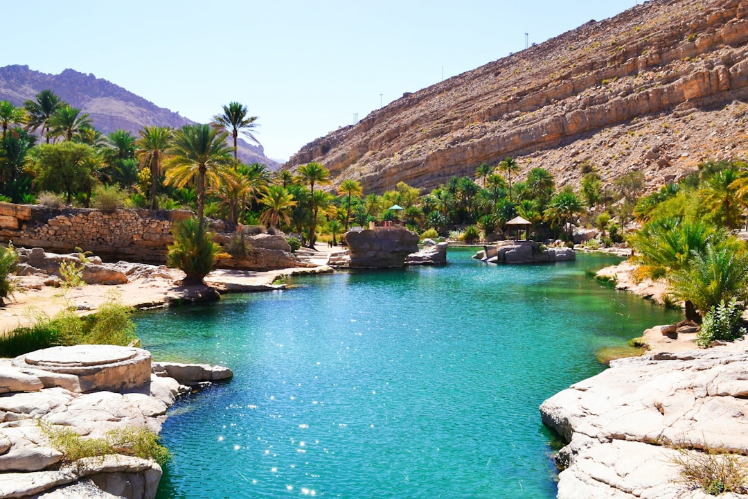 Wadi Bani Khalid: l'oasi cristallina dell'Oman orientale - Wadi Bani Khalid | Secret World Trip Planner