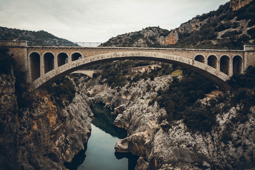 Le Pont du Diable de Gablenz : un cercle parfait - Halbendorfer Str. | Secret World Trip Planner