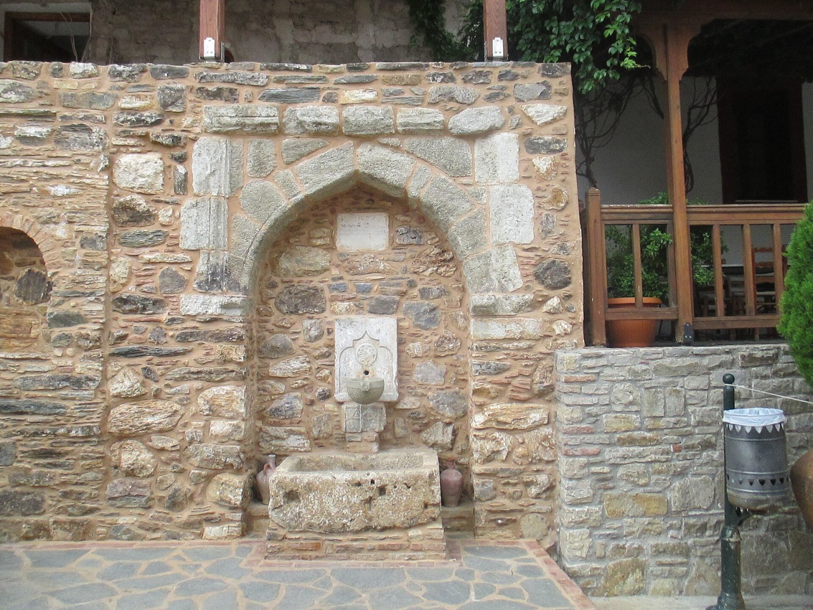Découvrez le Monastère de Megali Panagia : un trésor de Samos - MRWR+6W Moni Megalis Panagias | Secret World Trip Planner