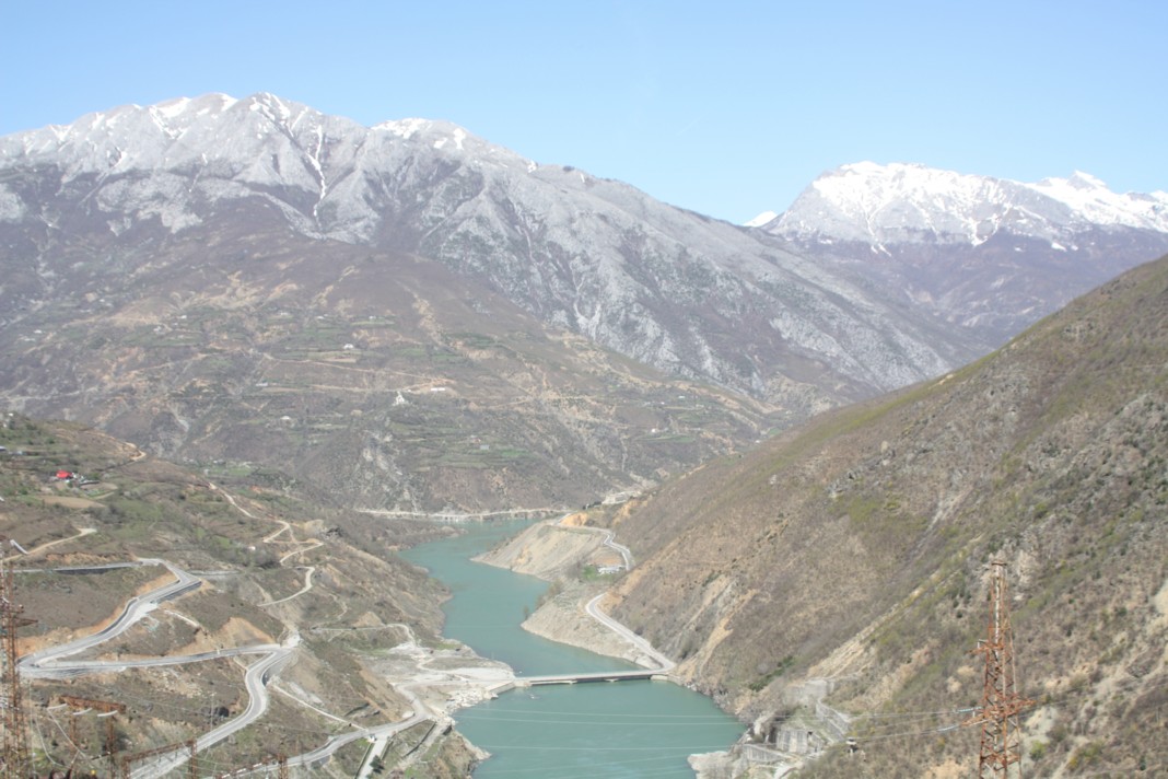 Maja und Merturit: Ein Naturparadies in Albanien - Tetaj | Secret World Trip Planner