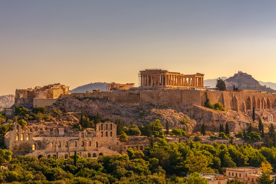 Scopri la Citadel in Grecia: un viaggio nella storia - M2QX+5R Monemvasia | Secret World Trip Planner