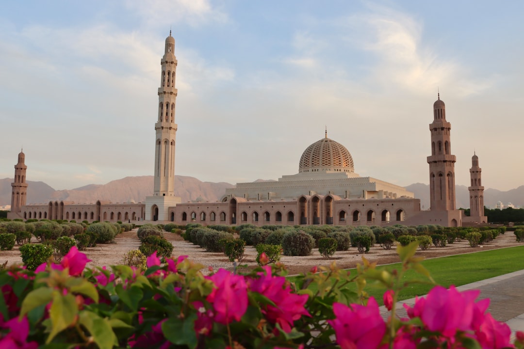 Jabal Nujud: A Natural Treasure of Oman - وادي لا | Secret World Trip Planner