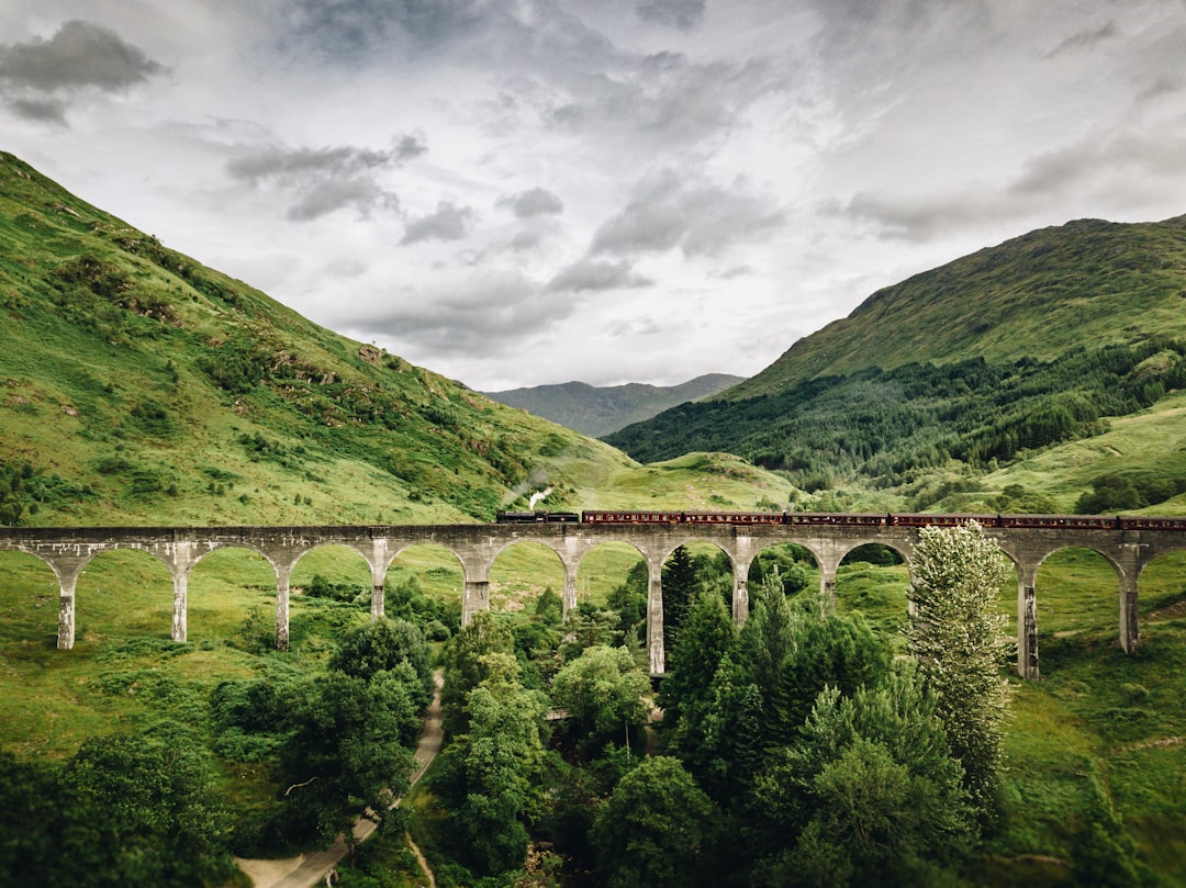 Esplora Torlum: Un gioiello naturale in Scozia - 932P+6X Crieff | Secret World Trip Planner
