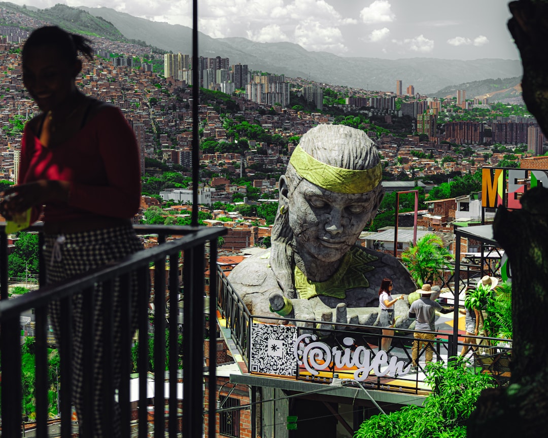 Discovering the Reto Sculpture in Colombia: An Artistic Treasure - Itagüí | Secret World Trip Planner