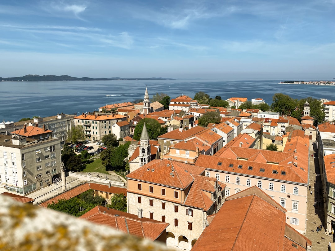 Scoprire la figura di Franjo Tuđman in Croazia - Makarska | Secret World Trip Planner
