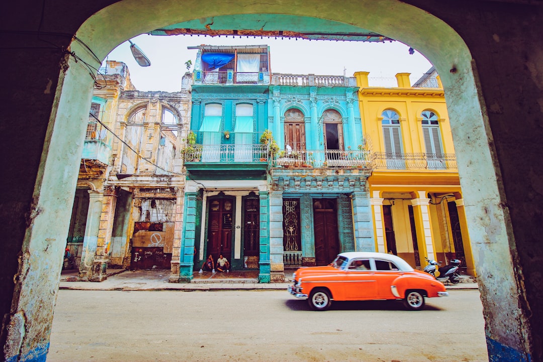 Discovering Simón Bolívar: The Heart of Cuban History - La Habana | Secret World Trip Planner