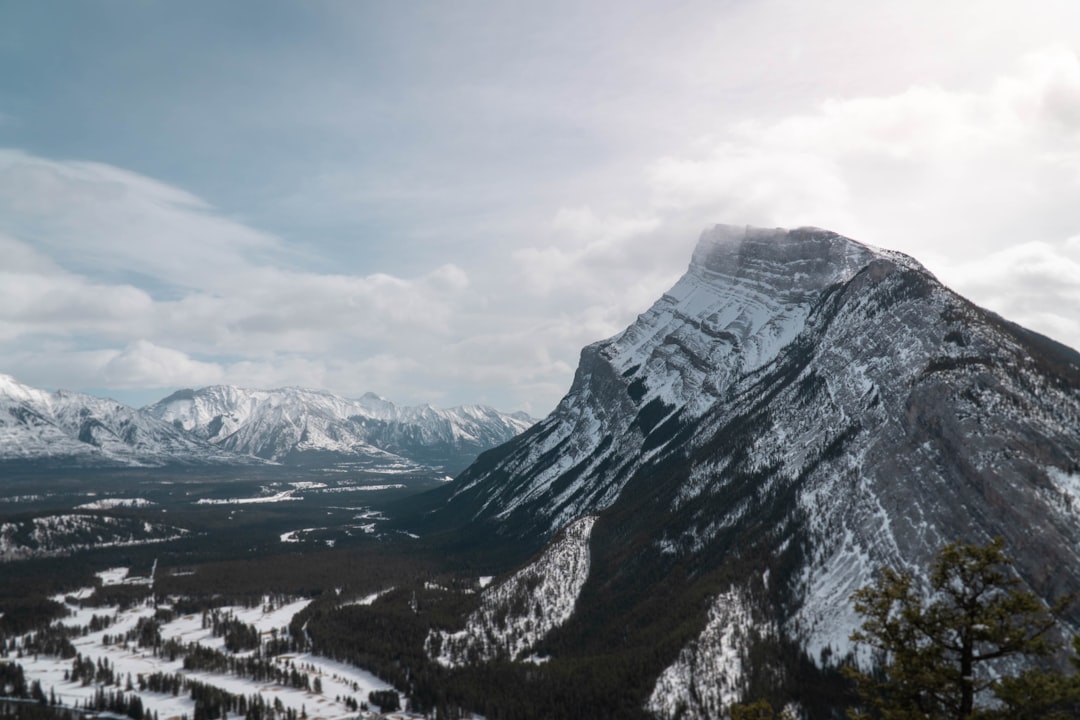 Kananaskis Trail: sentieri alpini tra orsi e laghi - Kananaskis | Secret World Trip Planner