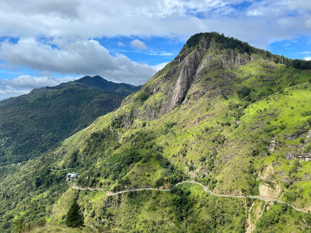 Pequeño Adam's Peak: panoramas al amanecer en Ella - Ella | Secret World Trip Planner