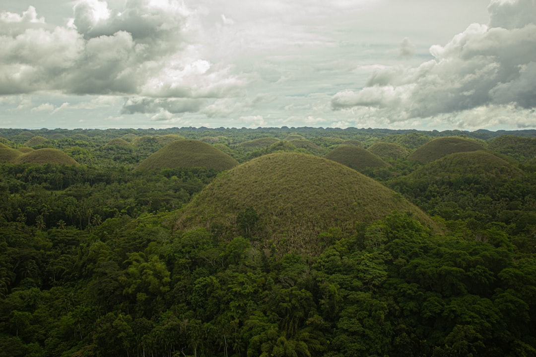 Chocolate Hills di Bohol: il panorama delle colline coniche - Carmen | Secret World Trip Planner