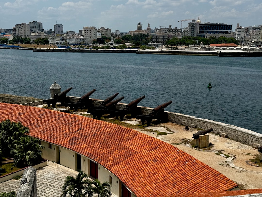Faro Castillo del Morro: sentinella dell'Avana - 5J2V+35R | Secret World Trip Planner
