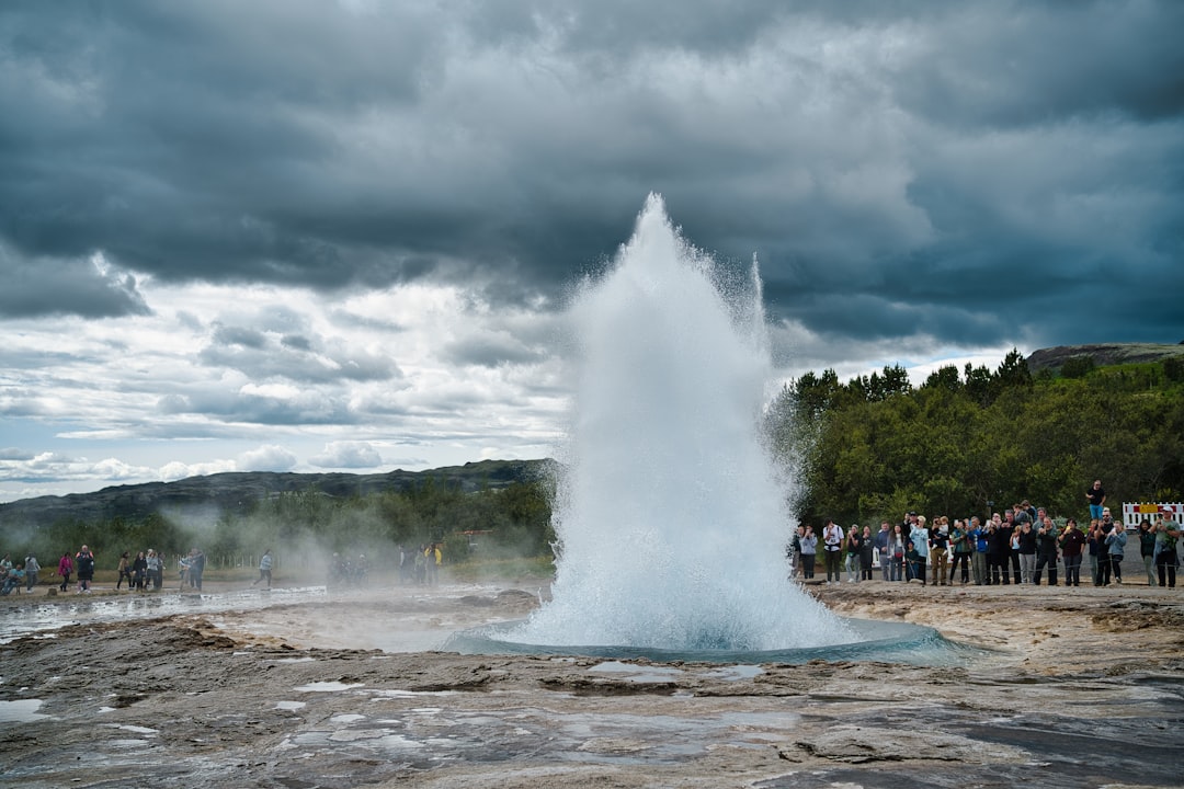 Strokkur: The Icelandic Geyser Erupting Every 10 Minutes - Hafnartún | Secret World Trip Planner