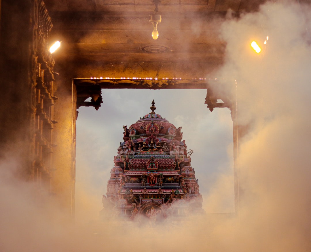 Temple de Kapaleeshwarar : sculptures sacrées à Chennai - Chennai | Secret World Trip Planner