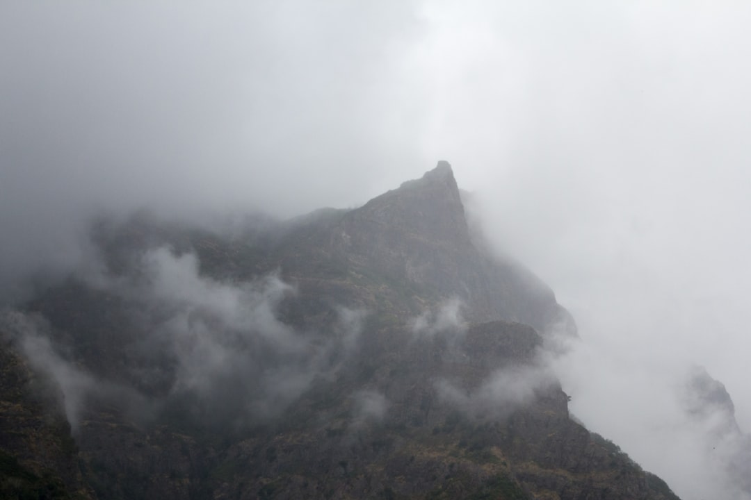Pico do Arieiro: panorami sopra le nuvole a Madeira - Pico do Arieiro | Secret World Trip Planner