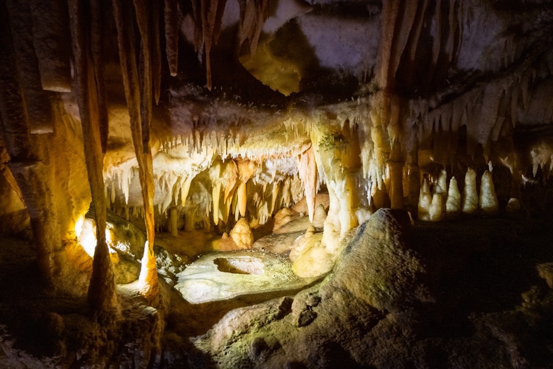 Grotte di Castellana: un viaggio 70 metri sotto la Puglia - Piazza Franco Anelli | Secret World Trip Planner
