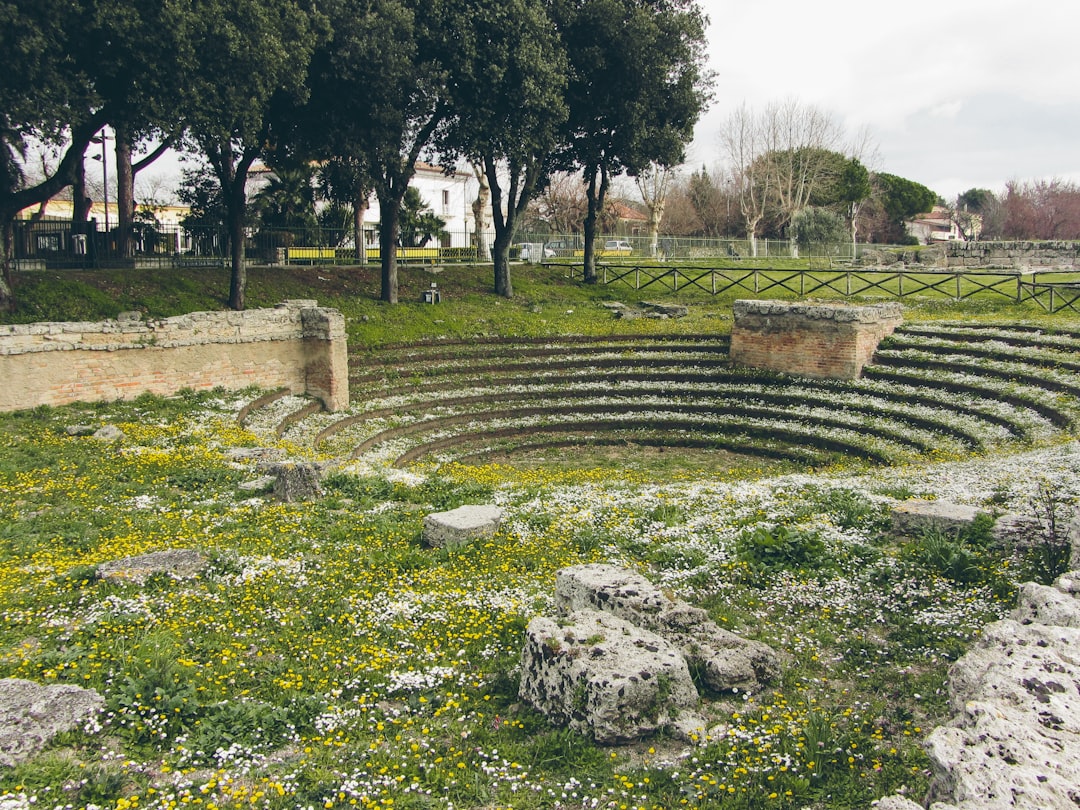 Delo: Die heilige Insel Apollos in den Kykladen - Delos 846 00 | Secret World Trip Planner
