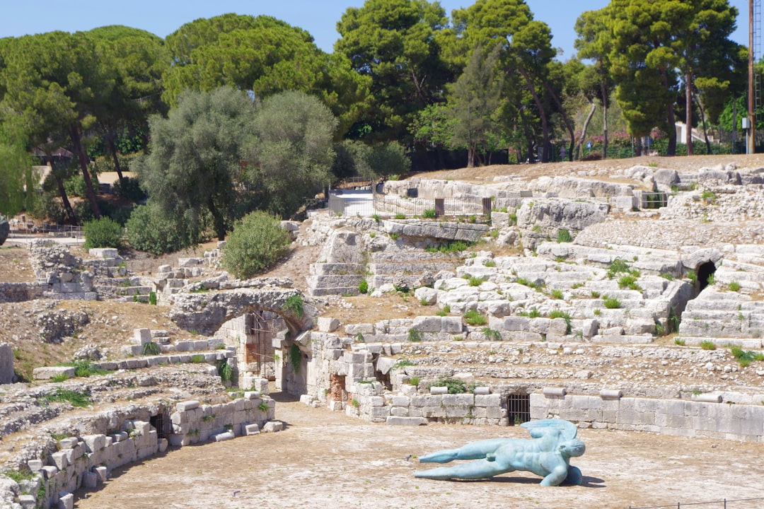 Delo : l'île sacrée d'Apollon aux Cyclades - Delos 846 00 | Secret World Trip Planner