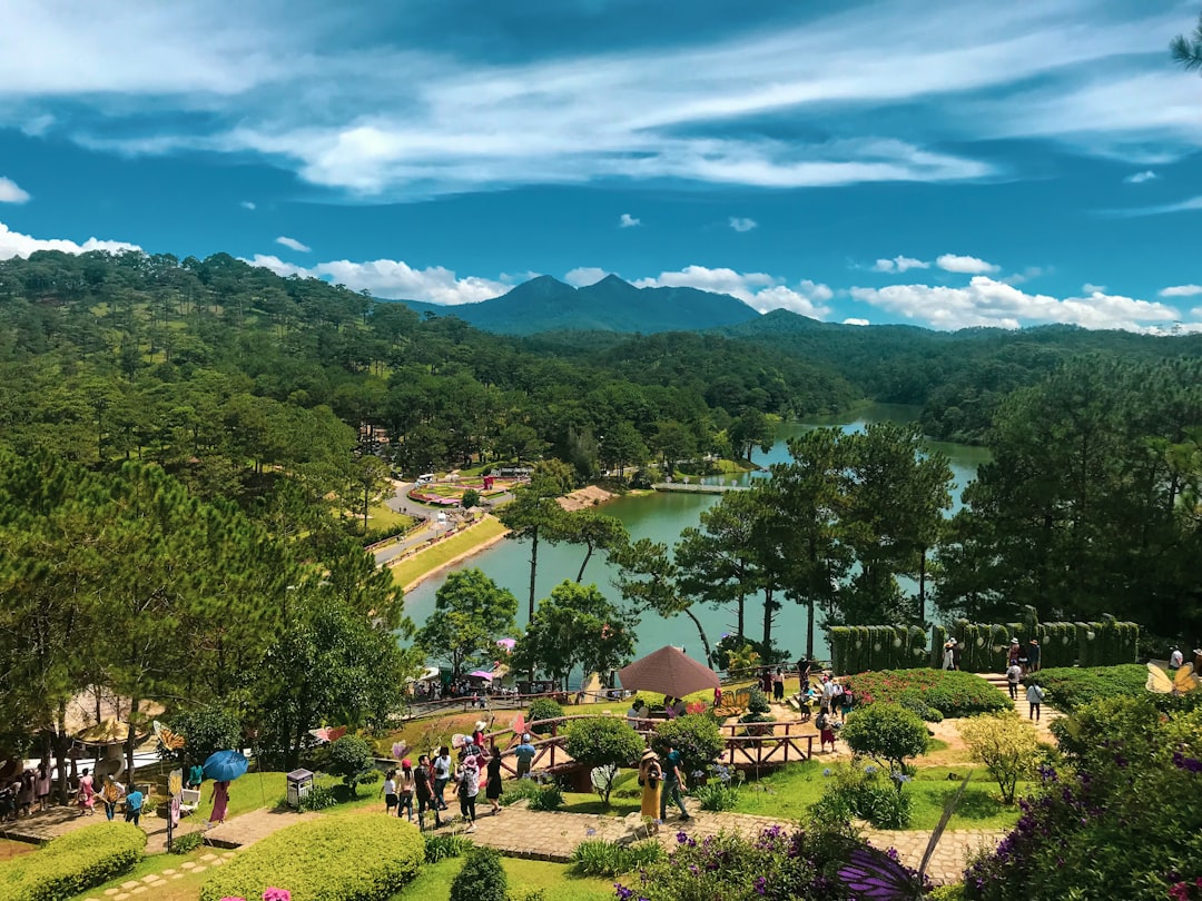 Doi Inthanon : chemins entre forêts et pagodes - Distretto di Mae Chaem | Secret World Trip Planner