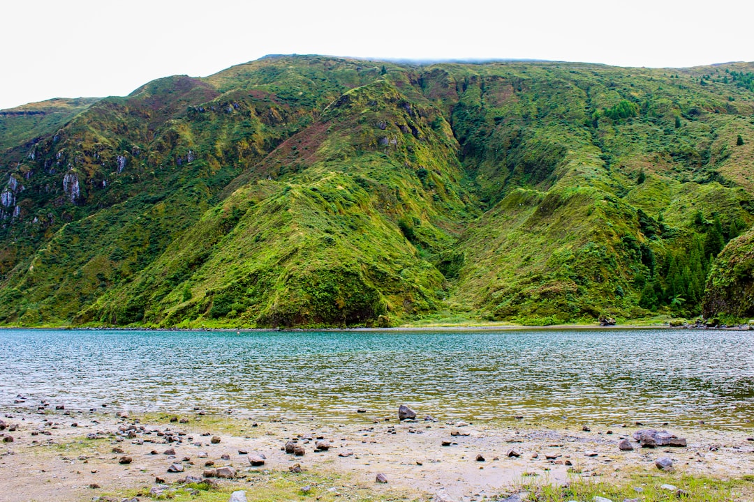 Caldeira Velha : thermes volcaniques à São Miguel - Estrada Regional da Lagoa do Fogo | Secret World Trip Planner