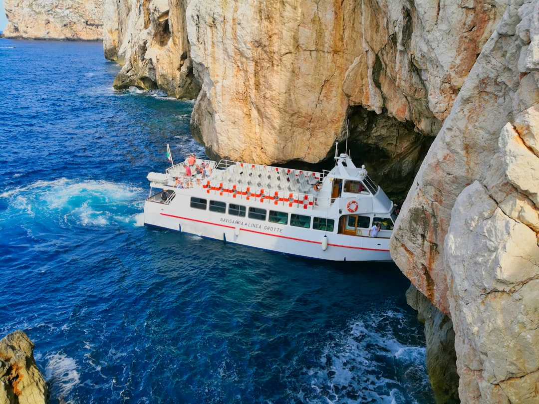 Grotte Bleue de Malte : merveilles de Wied iż-Żurrieq - Crendi | Secret World Trip Planner