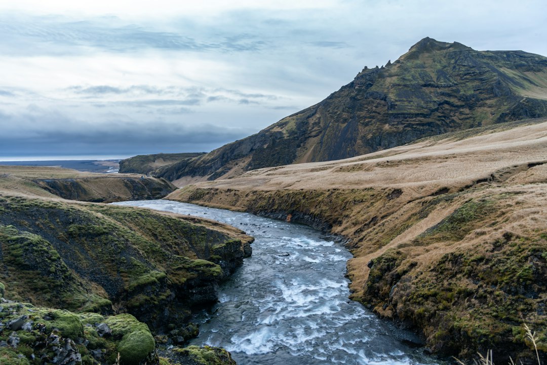 Fimmvörðuháls: camminare tra ghiacciai e lava viva - Gönguleið um Fimmvörðuháls | Secret World Trip Planner