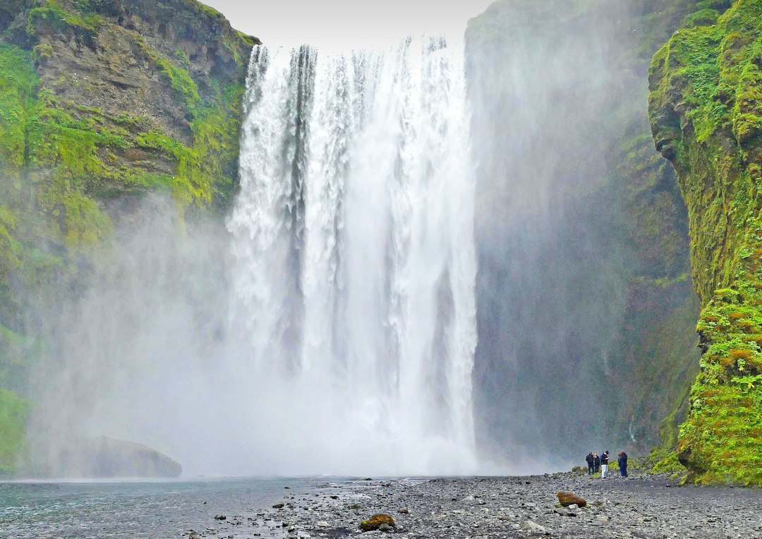 Fimmvörðuháls : marcher entre glaciers et lave - Gönguleið um Fimmvörðuháls | Secret World Trip Planner
