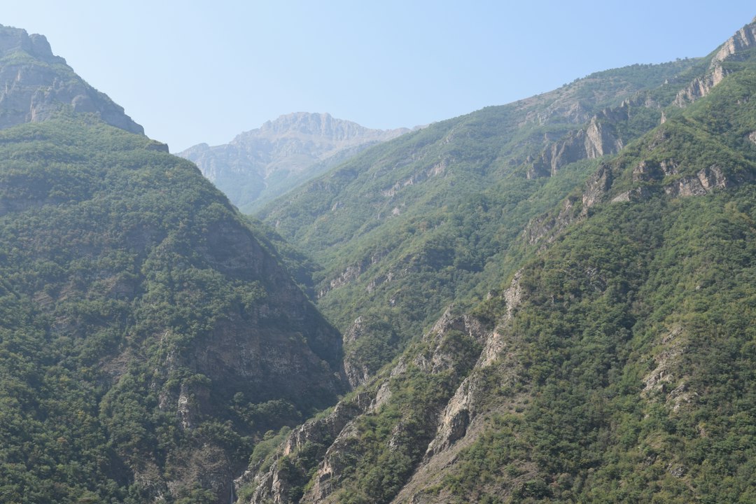 Lushan : les cascades qui ont inspiré les poètes Tang - Jiu Jiang Shi | Secret World Trip Planner