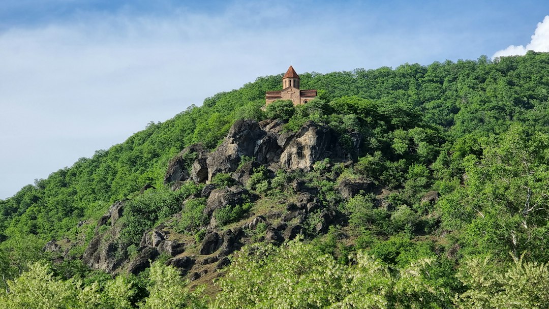 Narikala al tramonto: la fortezza sul gorge di Tbilisi - 20 Orpiri Dead End | Secret World Trip Planner