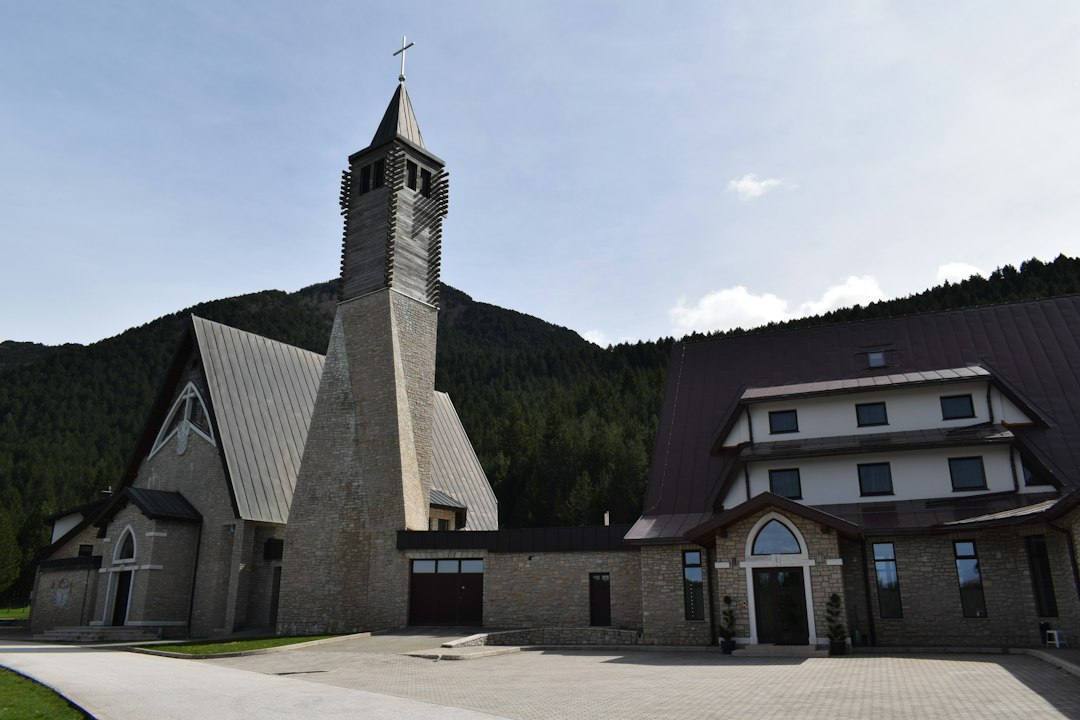 Jaskinia Mroźna: la grotta di ghiaccio dei Tatra - Kiry 26 | Secret World Trip Planner