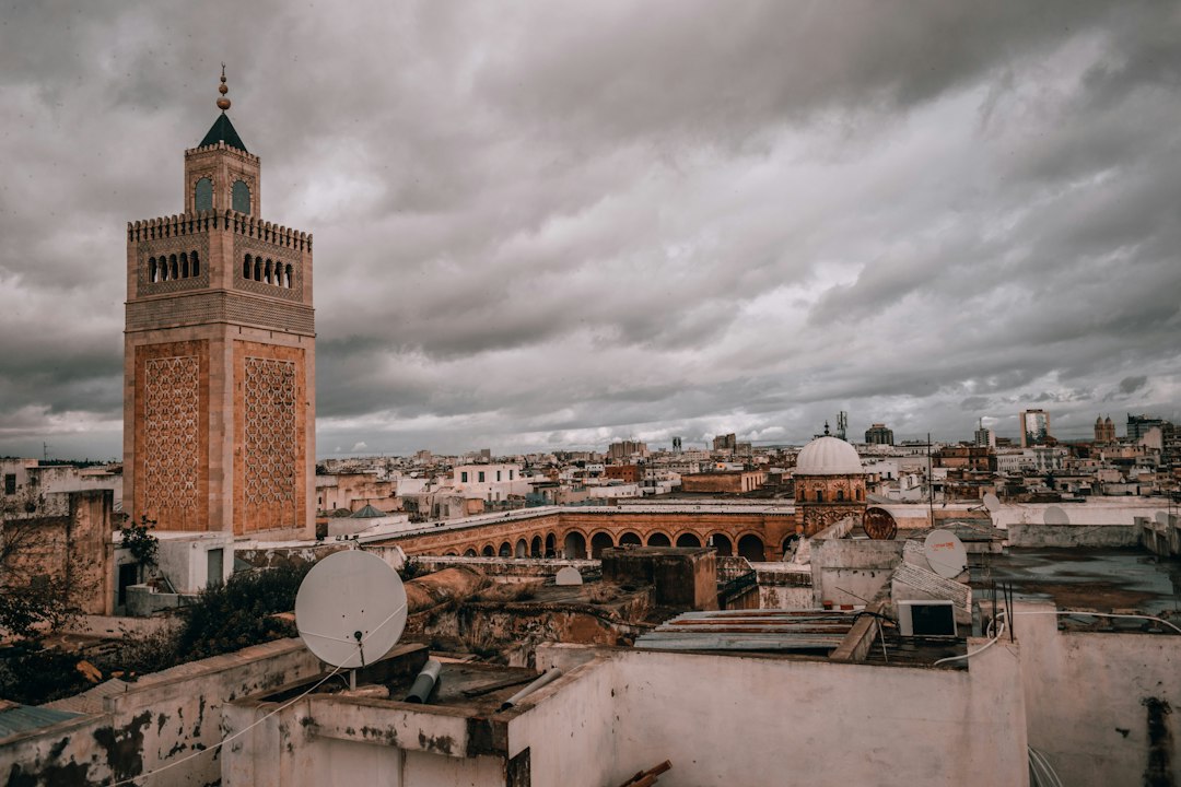 Souk di Tunisi: cuore commerciale della medina UNESCO - Q5XF+V98 | Secret World Trip Planner