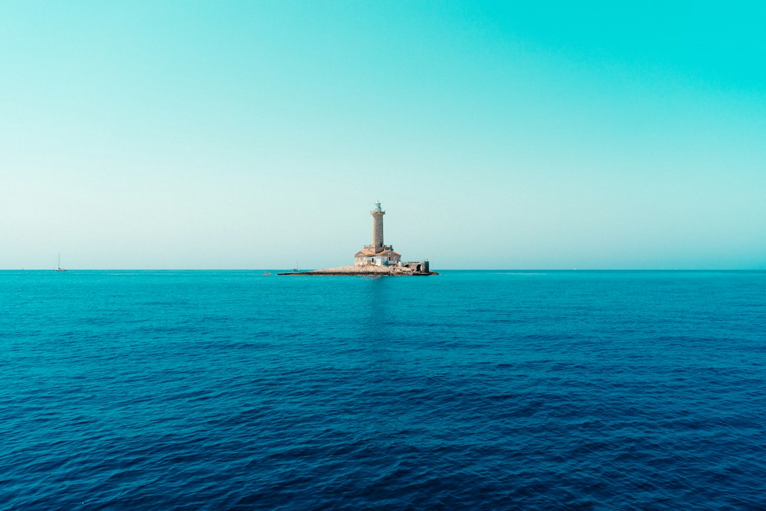Faro di Porer: notte sull'isolotto più australe dell'Istria — 52100