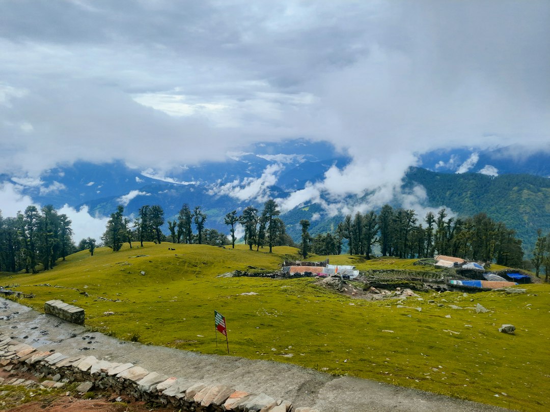 Tungnath: il sentiero verso il tempio Shiva più alto del mondo - Chopta | Secret World Trip Planner