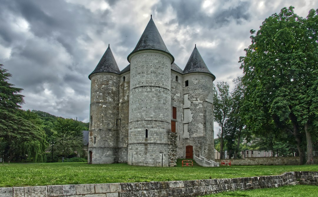 Il Castello Crociato di Ibelin a Yavne: guida completa - Yavne | Secret World Trip Planner