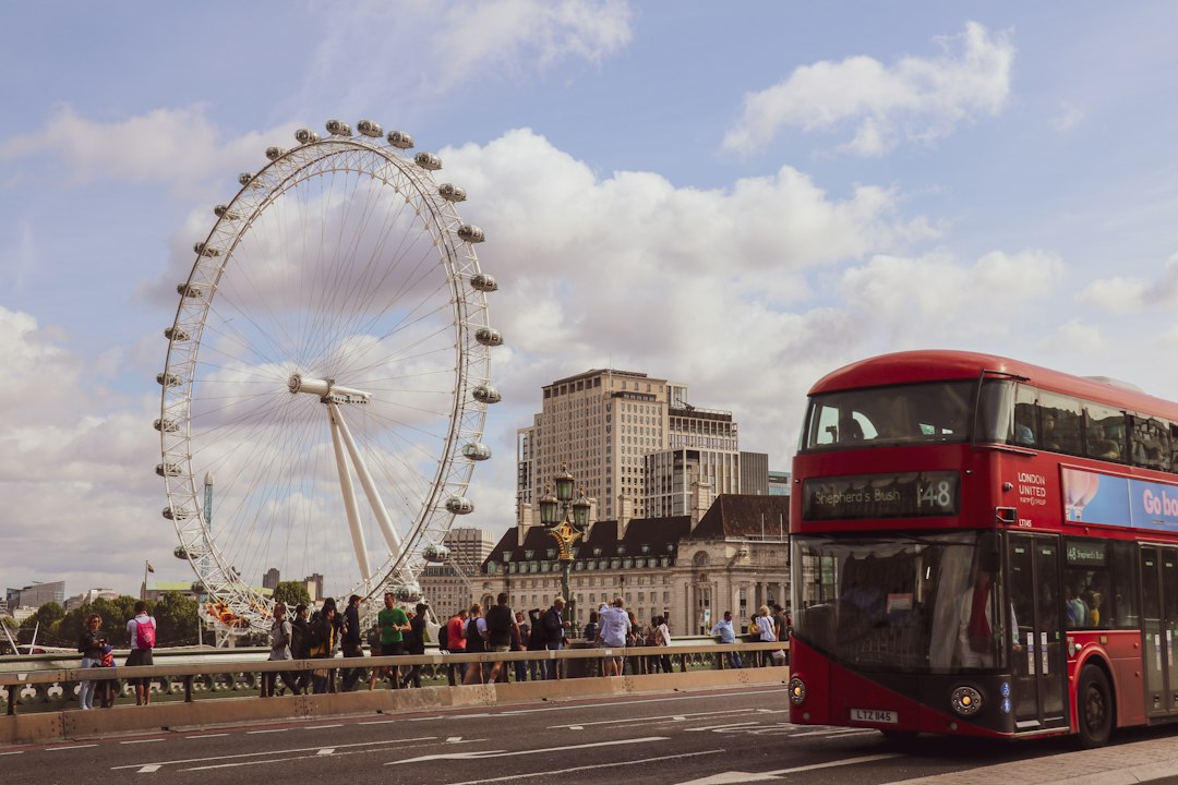 How to Plan an AI Trip to London in 2026: Complete Guide - Londra | Secret World Trip Planner