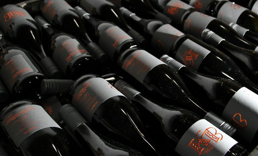 Clos Cabrière: vini e cantina nella roccia di Franschhoek - Franschhoek | Secret World Trip Planner
