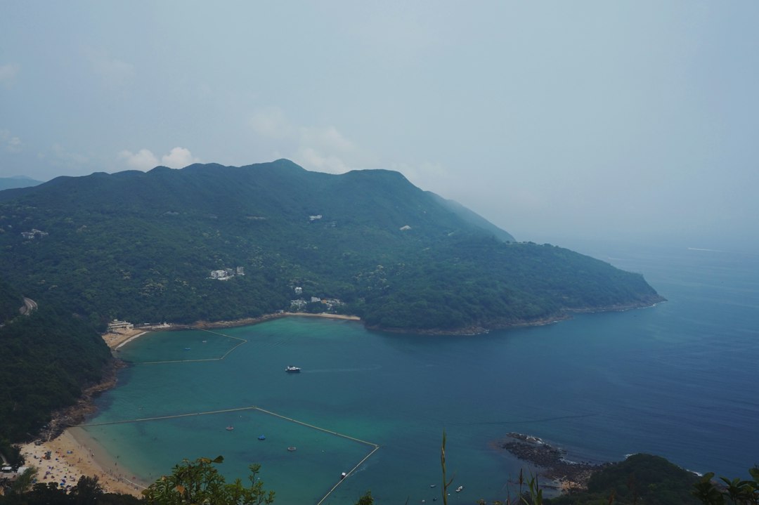 Scopri la Magia di Hong Kong Park - Central | Secret World Trip Planner